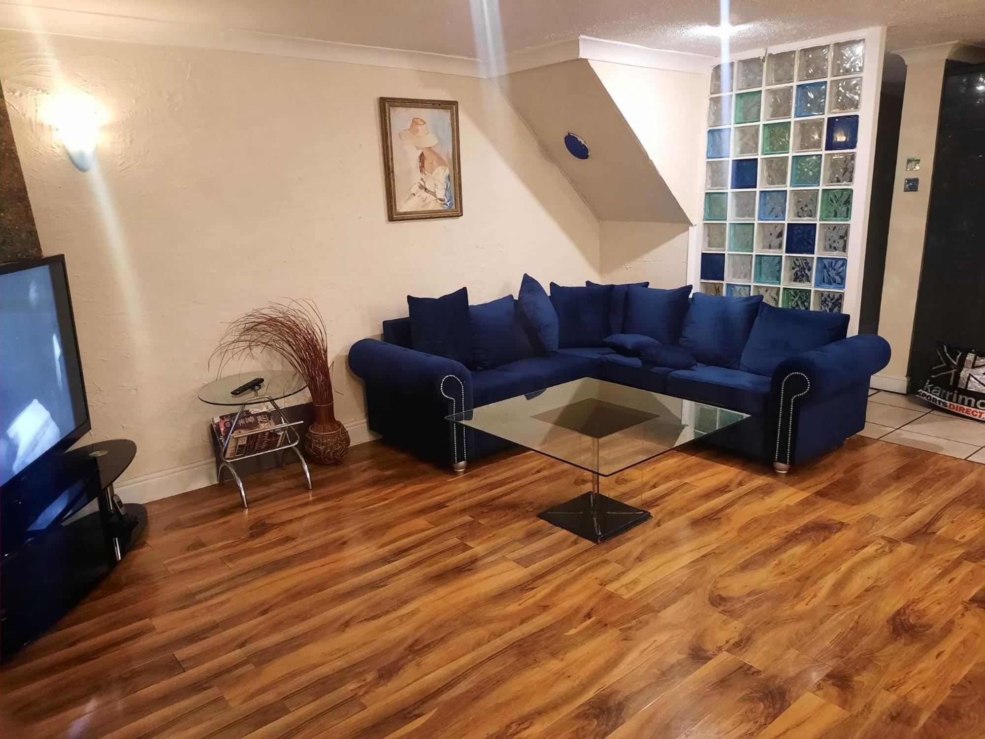 Home Away In A Close Thamesmead  المظهر الخارجي الصورة
